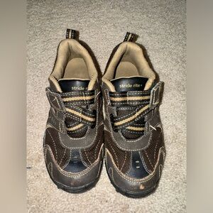 Stride Rite boys shoes. Size 2